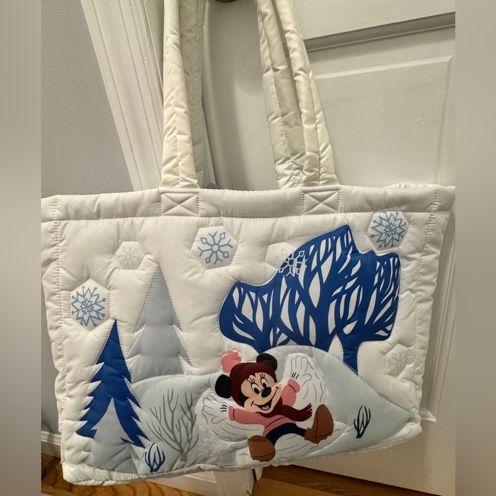 Disney Mickey, Chip n Dale puffer Tote/Shoulder bag  NWT